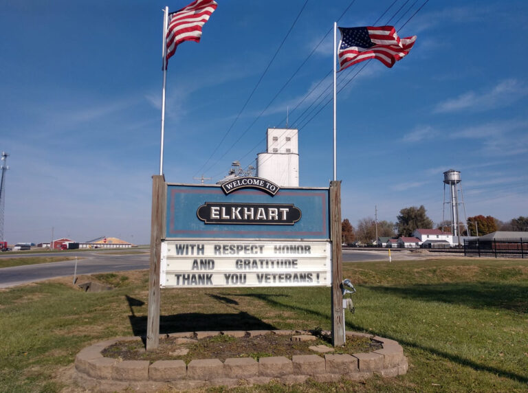 Tour of Elkhart Hill Farm and Vineyard / Shopping at the Elkhart